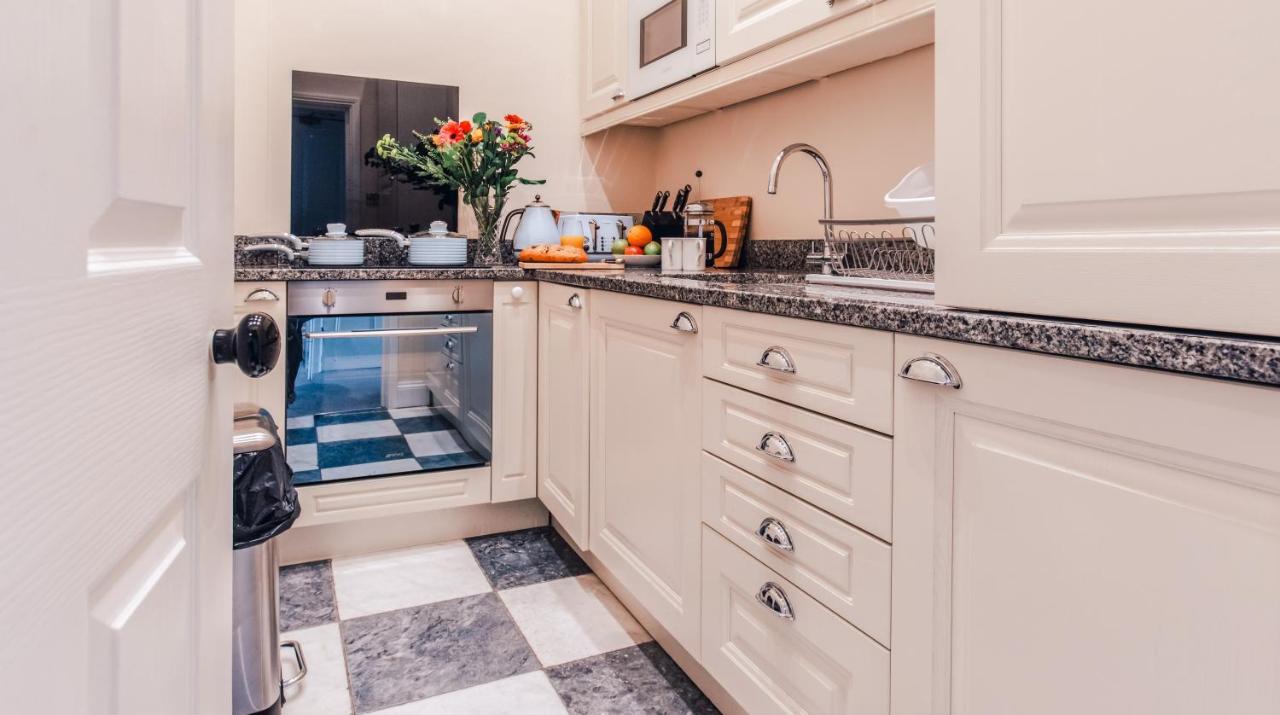 Flat 3, 6 Lypiatt Terrace Cheltenham Gloucestershire Gl50 2Sx מראה חיצוני תמונה